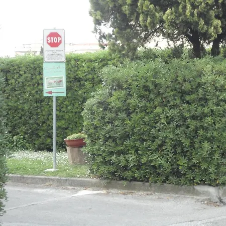 Cisanello House Penzion *