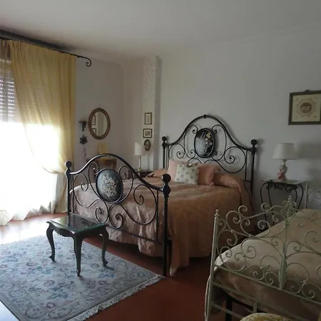 Pensjonat Cisanello House 3*